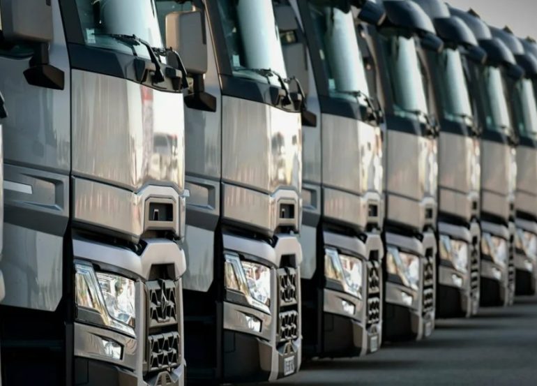 Коммерческий транспорт: оптимальные варианты для вашего бизнеса