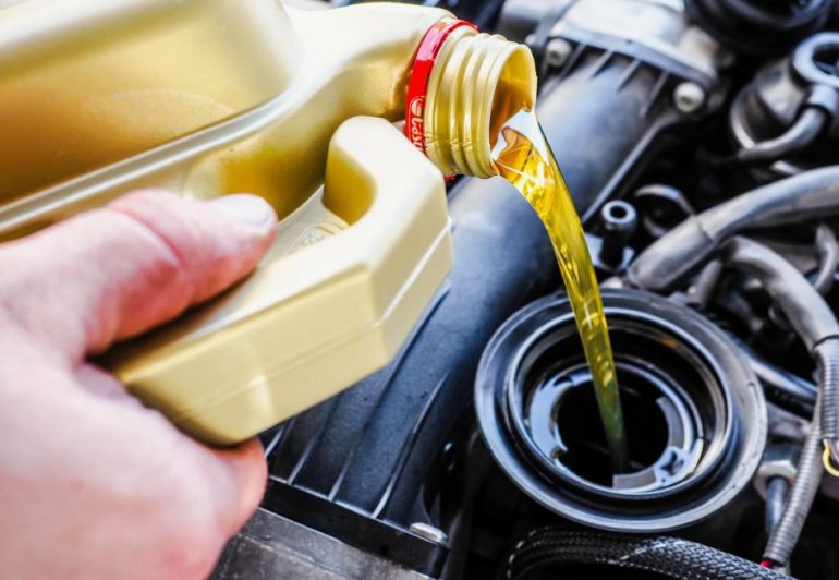 Какое масло выбрать для старого двигателя с пробегом