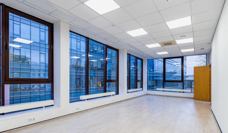 Эффективные решения для бизнеса: аренда офисов и складов в Санкт-Петербурге с Гольфстрим