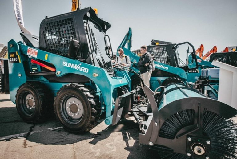 Почему китайская спецтехника стоит так дорого: реальная ценность на примере SUNWARD