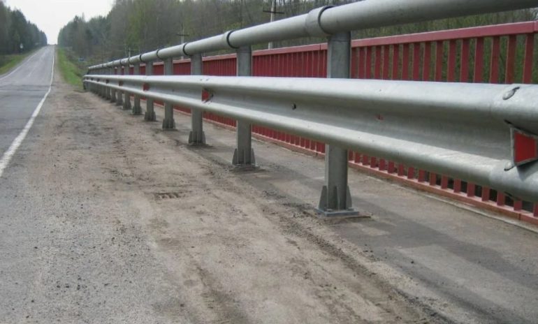 Как выбрать мостовое барьерное ограждение 11МО для разных типов мостов
