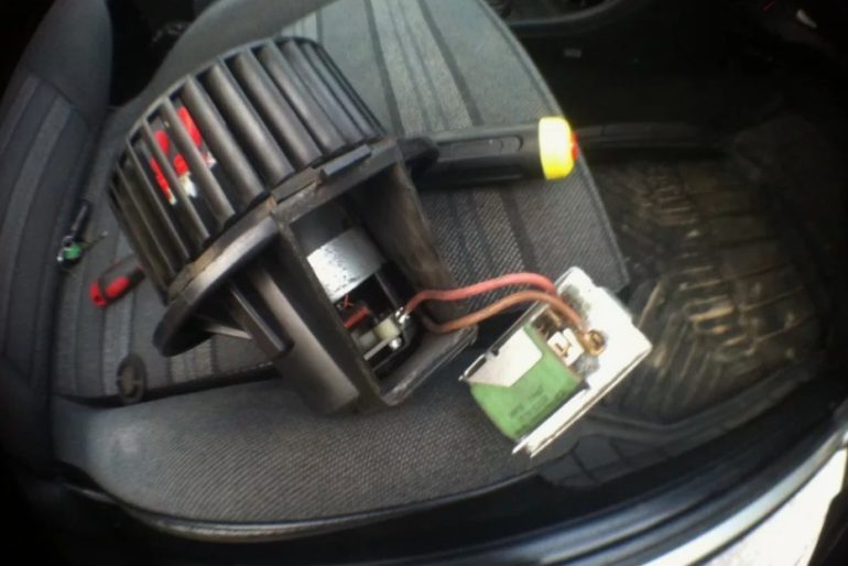 Почему не работает вентилятор печки: разбираемся в причинах